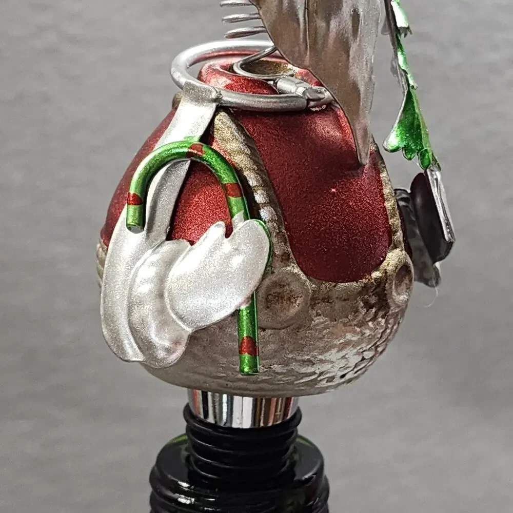 Handcrafted Santa Clause Metal Holiday Wine Bottle Stopper Topper Pier 1 NIP